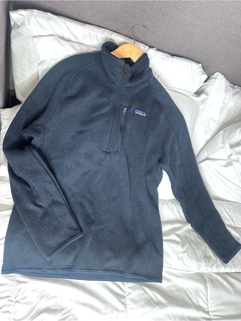 Patagonia Men’s Dark Navy Quarter-Zip Fleece Pullover
